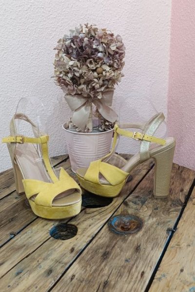 Sandalias Amarillas